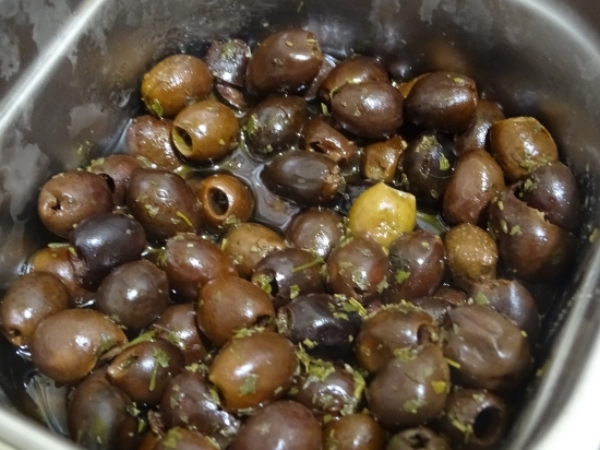 Vrac - Olives noires denoyautées dans l'huile